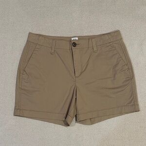 GAP Women's Classic Tan Bermudas 4